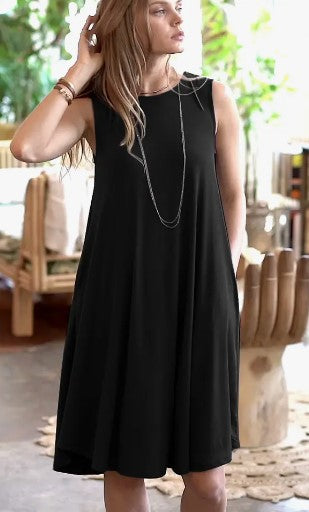 SLEEVELESS FLARED DRESS WITH SIDE POCKETS