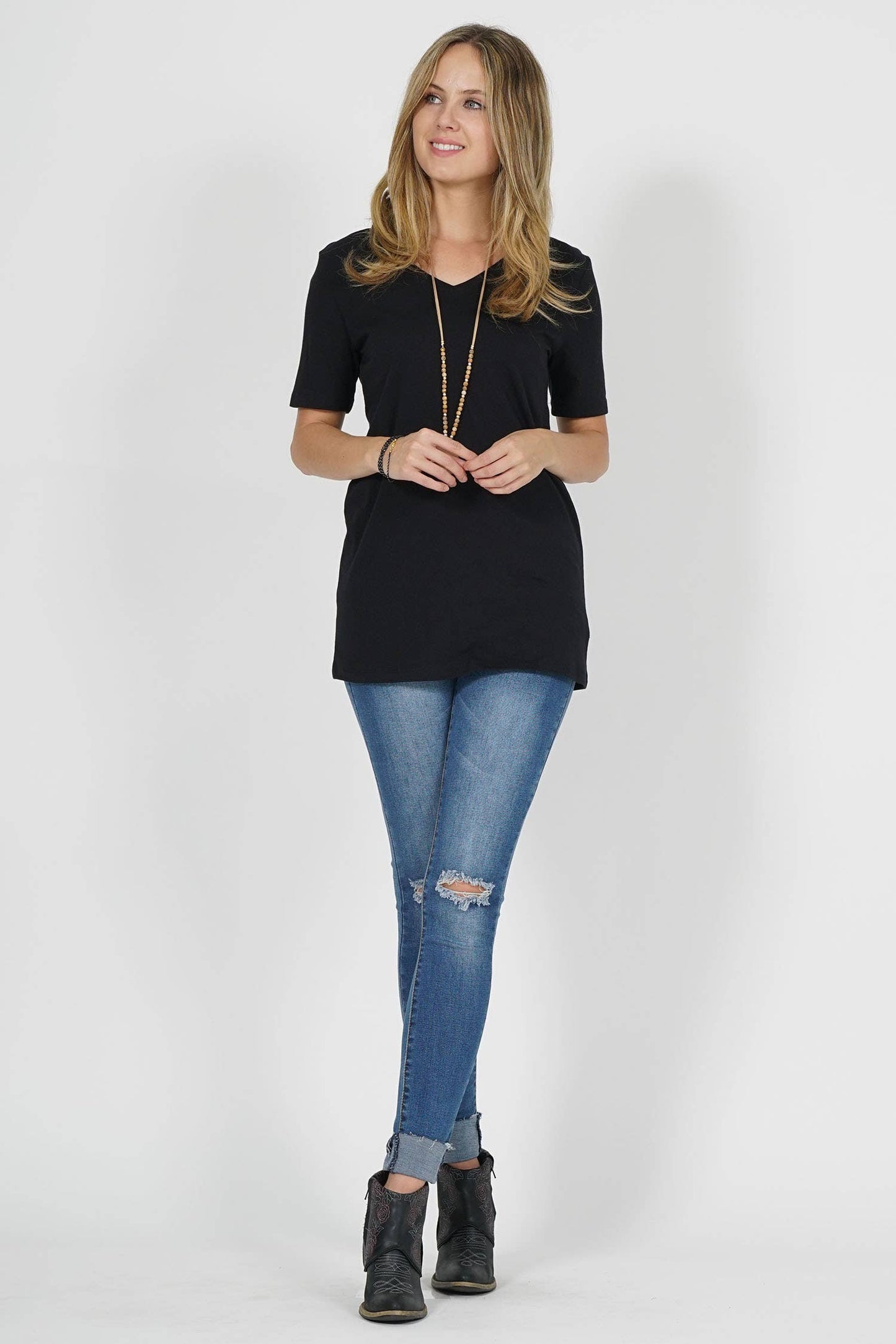 V Neck T Shirt - Black